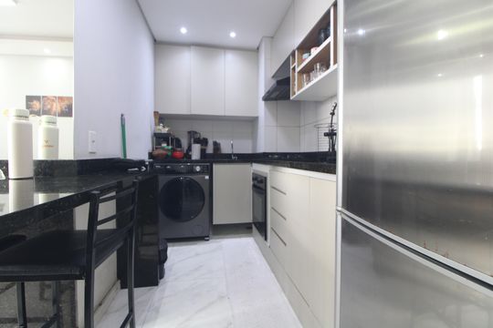 Cozinha de apartamento à venda com 2 quartos, 38m² em Jardim Marajoara, São Paulo