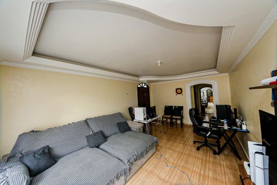 Casa para alugar com 3 quartos, 235m² em Sítio da Figueira, São Paulo