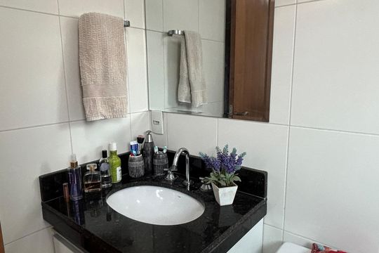 Banheiro da Suíte de apartamento à venda com 3 quartos, 105m² em Jardim Bela Vista, Santo André