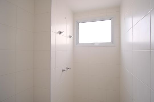 Banheiro da Suíte de apartamento para alugar com 3 quartos, 74m² em Penha de França, São Paulo
