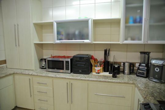 Cozinha  de casa à venda com 6 quartos, 460m² em Jardim do Mar, São Bernardo do Campo