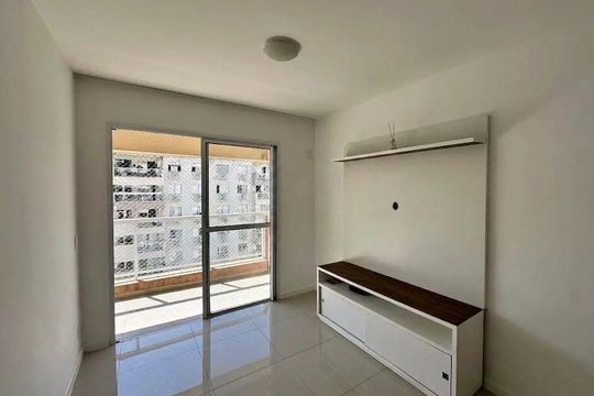 Sala de apartamento à venda com 2 quartos, 73m² em Recreio dos Bandeirantes, Rio de Janeiro