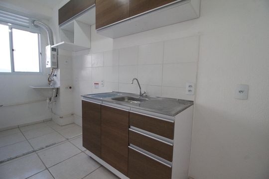Cozinha de apartamento para alugar com 2 quartos, 42m² em Jardim Alvorada, Nova Iguaçu
