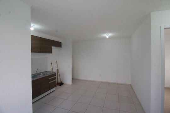 Sala de apartamento para alugar com 2 quartos, 42m² em Jardim Alvorada, Nova Iguaçu