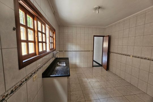 Cozinha de casa à venda com 3 quartos, 125m² em Vila Campo Grande, São Paulo
