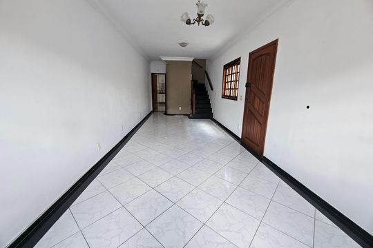 Sala de casa à venda com 3 quartos, 125m² em Vila Campo Grande, São Paulo