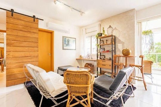 Apartamento para alugar com 2 quartos, 136m² em Centro Empresarial Tamboré, Santana de Parnaíba