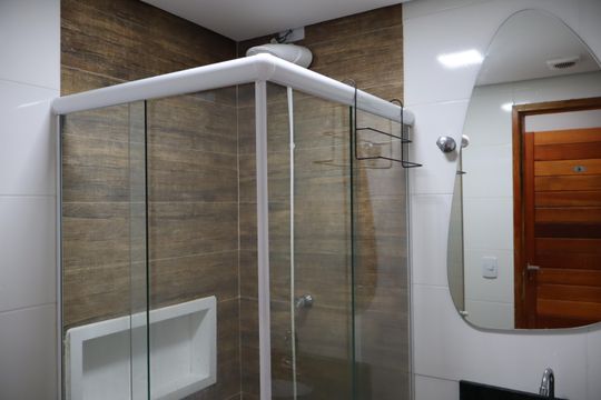 Banheiro de apartamento para alugar com 1 quarto, 32m² em Chácara Belenzinho, São Paulo