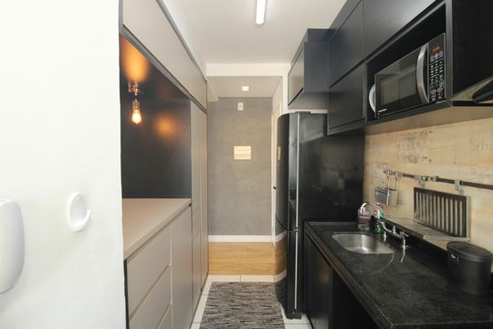 Cozinha de apartamento à venda com 2 quartos, 71m² em Jardim da Gloria, São Paulo