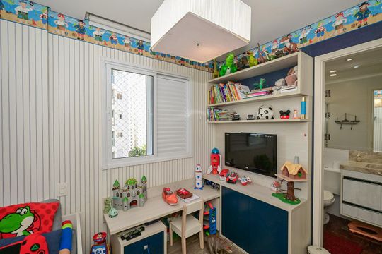 Suíte 1 de apartamento à venda com 2 quartos, 64m² em Vila Andrade, São Paulo
