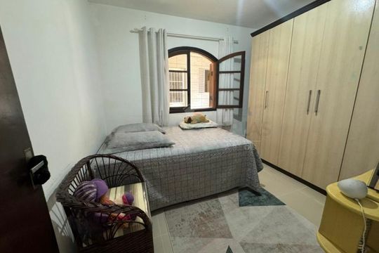 Casa à venda com 3 quartos, 150m² em Jordanópolis, São Paulo