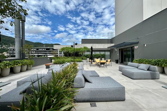 Área comum - Piscina de apartamento para alugar com 1 quarto, 40m² em Saco Grande, Florianópolis