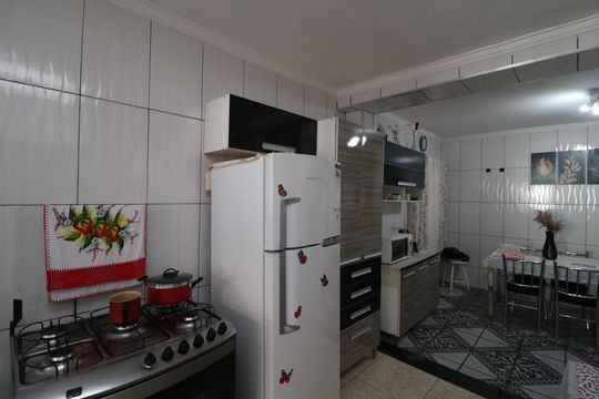 Cozinha de casa à venda com 2 quartos, 125m² em Parque Tomas Saraiva, São Paulo