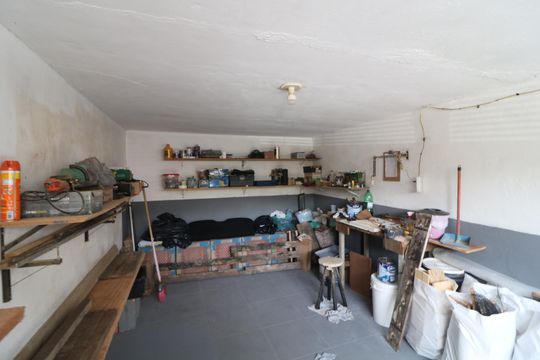 Garagem de casa à venda com 2 quartos, 125m² em Parque Tomas Saraiva, São Paulo