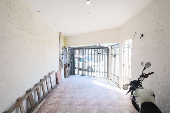 Garagem de casa para alugar com 2 quartos, 100m² em Padroeira, Osasco