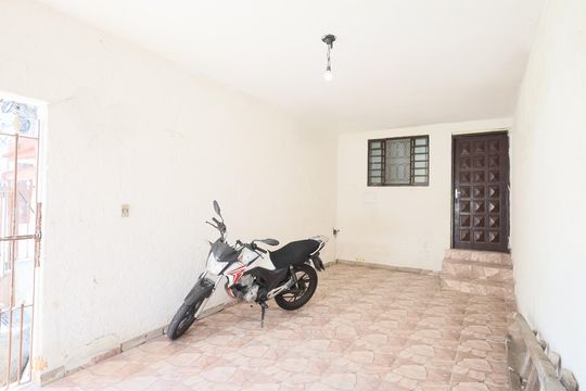 Garagem de casa para alugar com 2 quartos, 100m² em Padroeira, Osasco