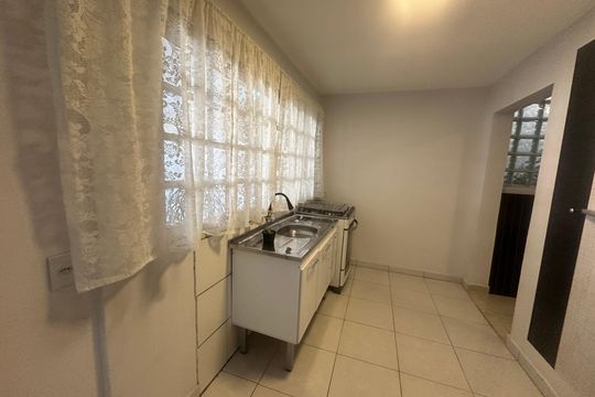 Cozinha de casa para alugar com 1 quarto, 36m² em Parque Viana, Barueri