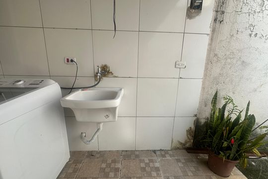 Área de Serviço de casa para alugar com 1 quarto, 36m² em Parque Viana, Barueri