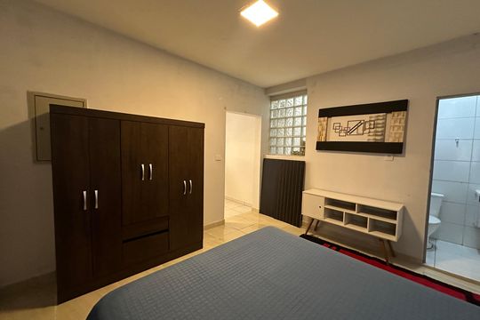 Quarto de casa para alugar com 1 quarto, 36m² em Parque Viana, Barueri