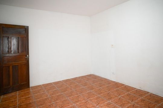 Casa para alugar com 1 quarto, 31m² em Vila Liviero, São Paulo