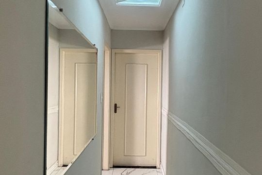 Corredor de casa à venda com 2 quartos, 195m² em Jardim das Maravilhas, Santo André