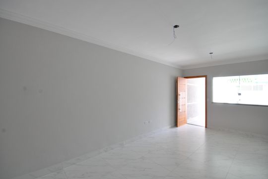 Sala de casa à venda com 3 quartos, 120m² em Vila Mazzei, São Paulo