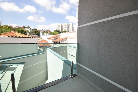 Sacada da Suíte 3 de casa à venda com 3 quartos, 120m² em Vila Mazzei, São Paulo