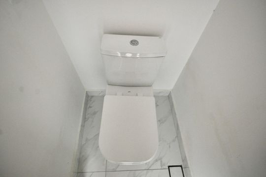 Banheiro da Suíte 3 de casa à venda com 3 quartos, 120m² em Vila Mazzei, São Paulo