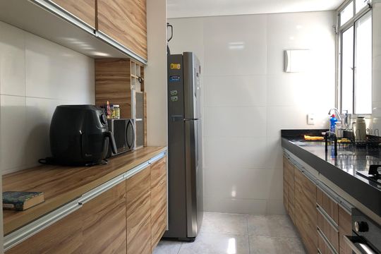 Apartamento para alugar com 2 quartos, 96m² em Frei Leopoldo, Belo Horizonte