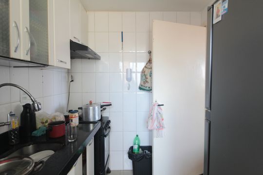 Cozinha de apartamento à venda com 3 quartos, 67m² em Santa Monica, Belo Horizonte