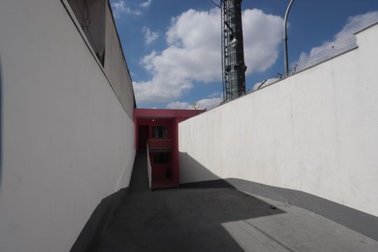 Garagem de casa para alugar com 2 quartos, 120m² em Vila California, São Paulo