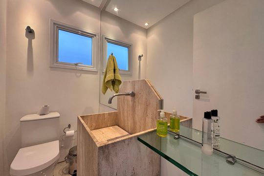 Lavabo de casa de condomínio à venda com 4 quartos, 290m² em Vargem Grande, Rio de Janeiro