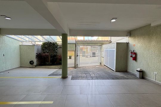 Garagem de apartamento à venda com 2 quartos, 84m² em Vila Alpina, Santo André