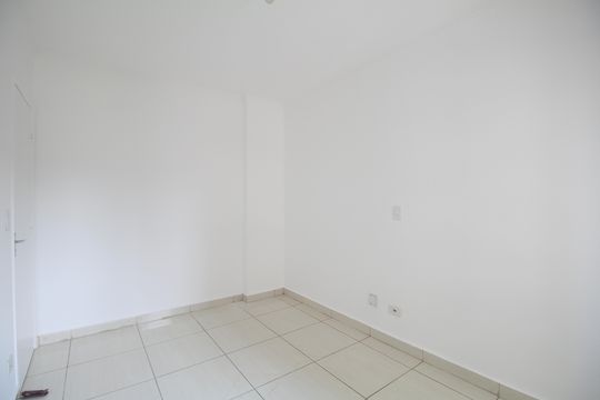 Quarto 2 de apartamento à venda com 2 quartos, 54m² em Jardim Monte Alegre, Taboão da Serra