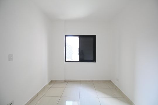 Quarto 2 de apartamento à venda com 2 quartos, 54m² em Jardim Monte Alegre, Taboão da Serra