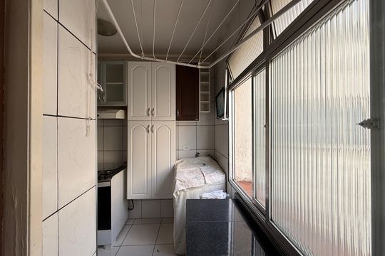 Cozinha de apartamento para alugar com 1 quarto, 62m² em República, São Paulo