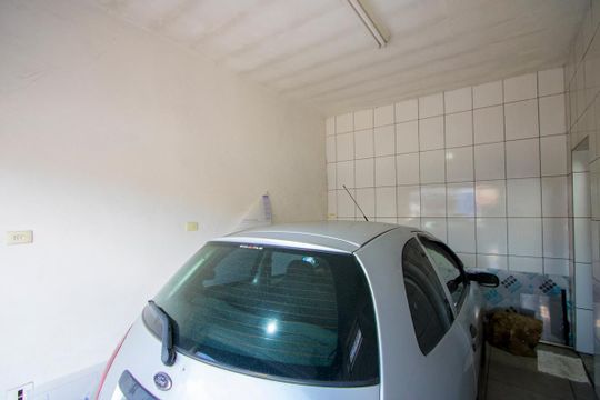Garagem de casa à venda com 3 quartos, 106m² em Jardim Santo André, Santo André