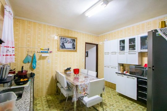 Cozinha de casa à venda com 3 quartos, 106m² em Jardim Santo André, Santo André