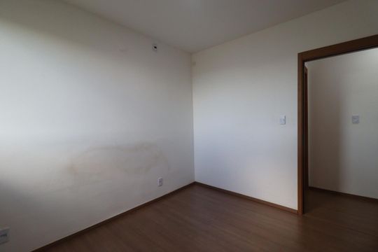 Quarto de casa de condomínio para alugar com 2 quartos, 68m² em Parque Residencial Candido Portinari, Ribeirão Preto