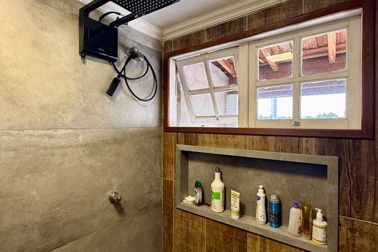 Banheiro  de casa à venda com 2 quartos, 150m² em Campo Belo, São Paulo