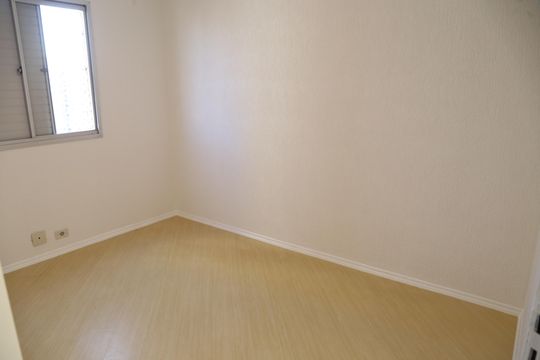 Quarto 3 de apartamento para alugar com 3 quartos, 60m² em Vila das Belezas, São Paulo