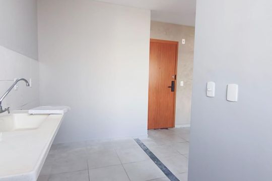 Cozinha de apartamento para alugar com 2 quartos, 50m² em Chácaras São Pedro, Aparecida de Goiânia