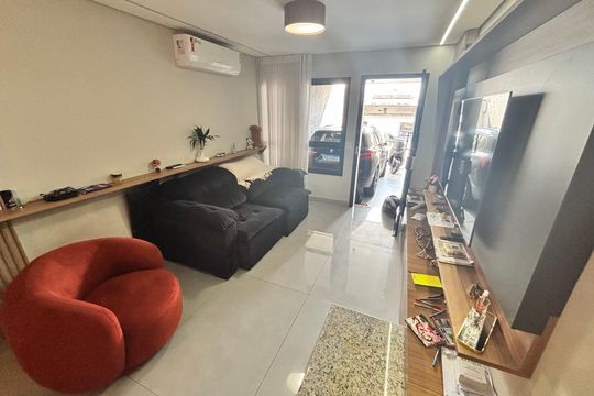 Sala de casa à venda com 3 quartos, 110m² em Vila Matilde, São Paulo