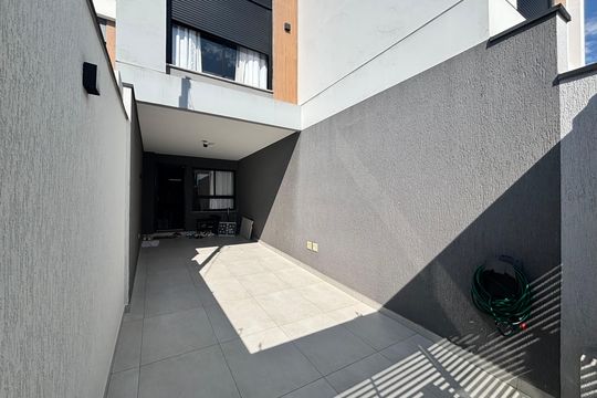 Garagem de casa à venda com 3 quartos, 110m² em Vila Matilde, São Paulo