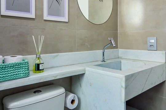 Banheiro de apartamento à venda com 2 quartos, 51m² em Vila Sao Luiz (Centro), Barueri