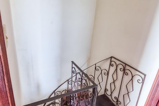 Acesso ao Segundo andar  de casa para alugar com 2 quartos, 200m² em Vigário Geral, Rio de Janeiro