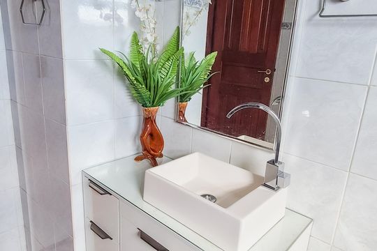 Banheiro Segundo andar  de casa para alugar com 2 quartos, 200m² em Vigário Geral, Rio de Janeiro