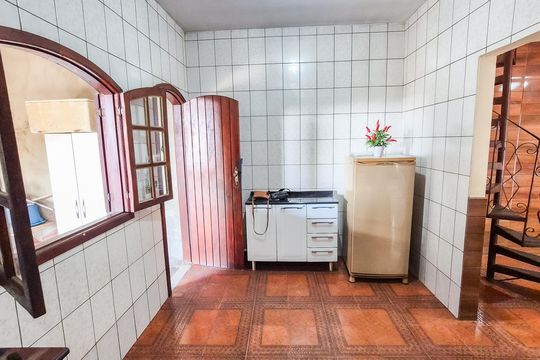 Cozinha  de casa para alugar com 2 quartos, 200m² em Vigário Geral, Rio de Janeiro