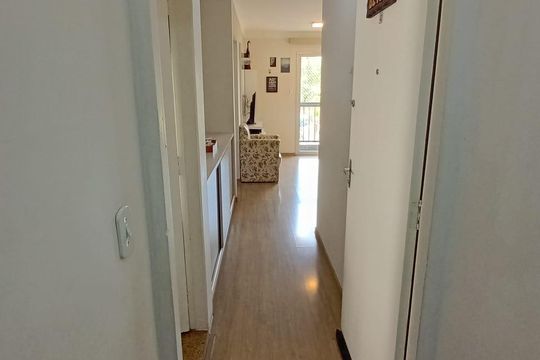 Corredor de apartamento para alugar com 3 quartos, 62m² em Jardim Botucatu, São Paulo