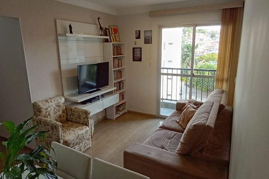 Apartamento para alugar com 3 quartos, 62m² em Jardim Botucatu, São Paulo